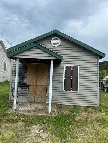 206 Front Street, Henryville, IN 47126