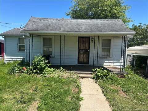 905 N Locust Street, Salem, IN 47167