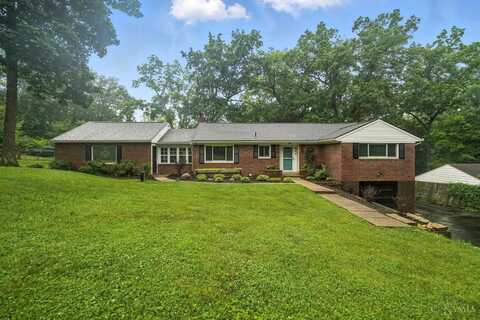 945 Oakland Drive, Beavercreek, OH 45434