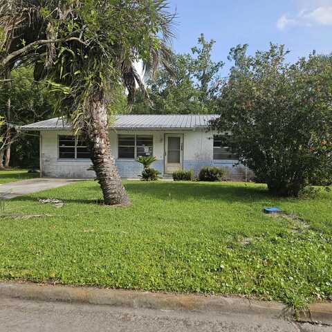 300 E LATTIN, Hastings, FL 32145