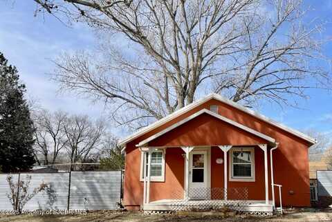 817 MCCOY Avenue, Aztec, NM 87410