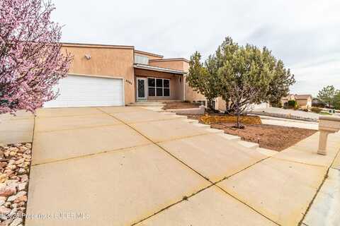 5002 EVERGREEN Drive, Farmington, NM 87402