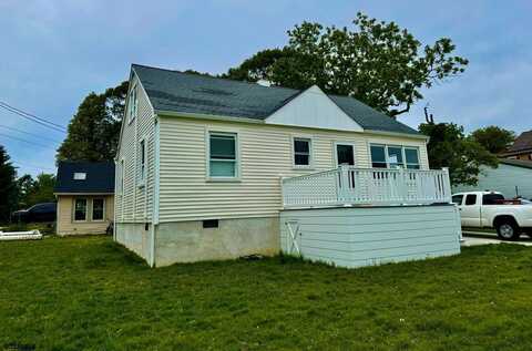 29 E Pierson Ave, Somers Point, NJ 08244