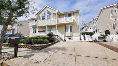 216 N Coolidge Ave Ave, Margate City, NJ 08402