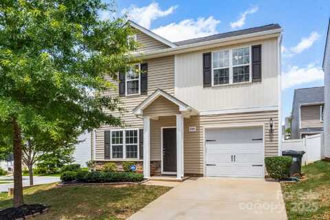 2005 Amos Oaks Lane, Charlotte, NC 28215