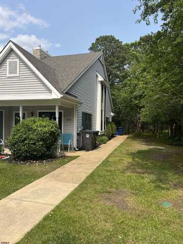 2603 Canyon Ct, Hamilton, NJ 08330