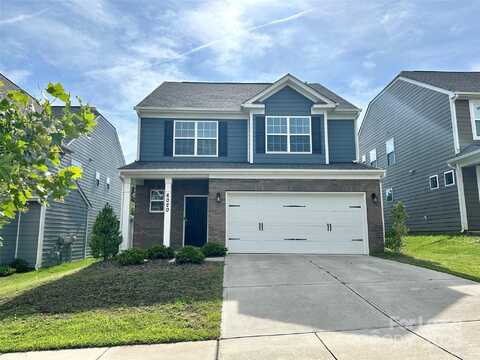 6020 Hampstead Pond Lane, Matthews, NC 28105