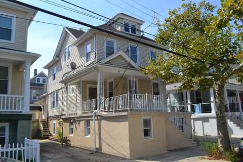 8 S Nashville Ave, Ventnor City, NJ 08406