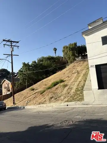 3909 Dobinson St, Los Angeles, CA 90063
