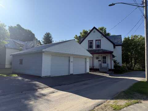 15 Railroad Avenue, Canton, NY 13617