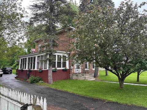 7 Spring St, Norwood, NY 13668