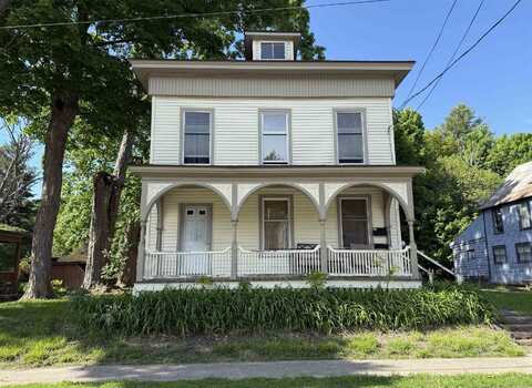 9 Washington St, Potsdam, NY 13676