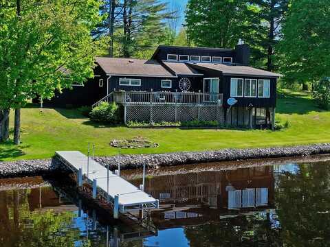 24 Cove Rd Pvt Ext, South Colton, NY 13625