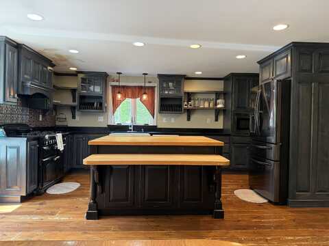 996 Bagdad Rd, Potsdam, NY 13676