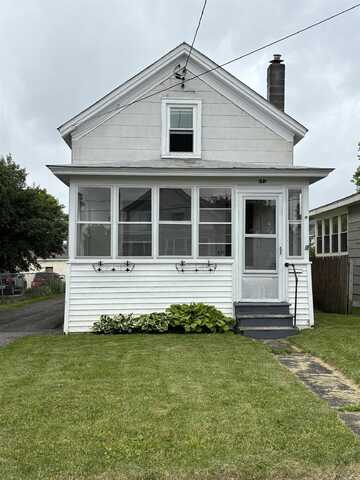 517 Hamilton St, Ogdensburg, NY 13669