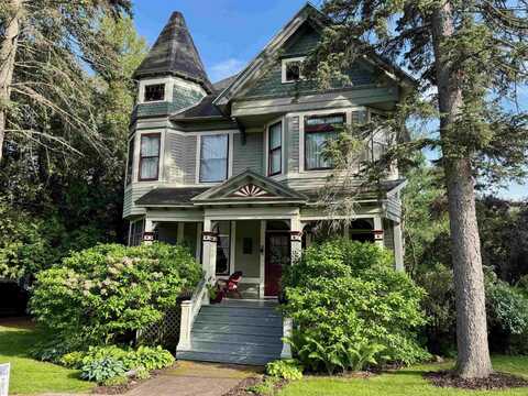 17 Prospect St., Norwood, NY 13668