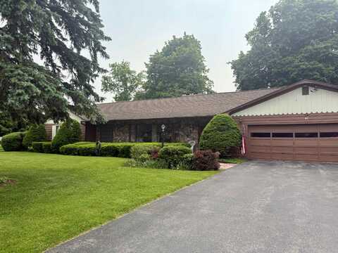 14 Nightengale Ave, Massena, NY 13662