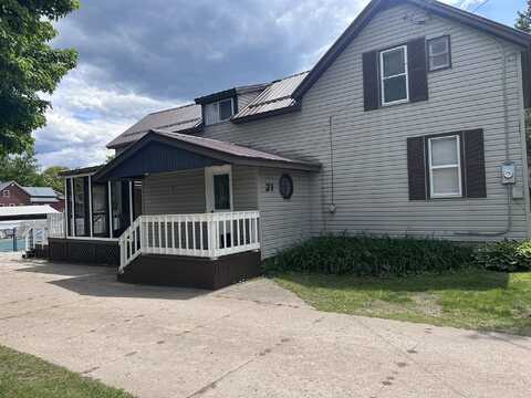 21 Pleasant Street, Parishville, NY 13672
