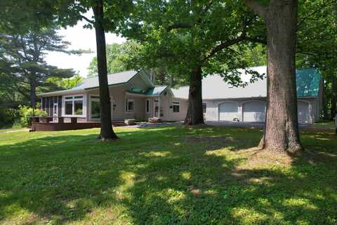 196 High Street, Morristown, NY 13664