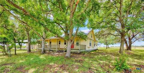 3814 Maeker Road, Flatonia, TX 78941