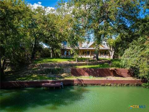 302 Guadalupe River Drive, Seguin, TX 78155