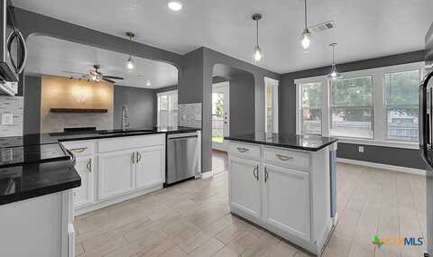 309 Fallen Leaf Lane, Temple, TX 76502