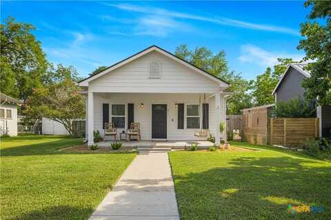 311 W Broadway Street, Cuero, TX 77954