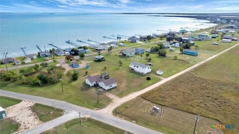11 Enchanted Lane, Port Lavaca, TX 77979