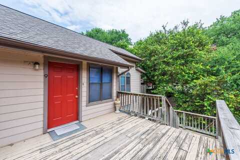402 N Fredericksburg Street, San Marcos, TX 78666