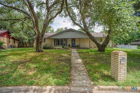 1705 Neuman Street, Gonzales, TX 78629