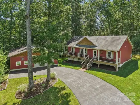 39 Catatoga Lane, Mills River, NC 28759