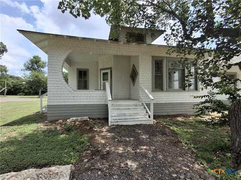 492 E Avenue R, Belton, TX 76513