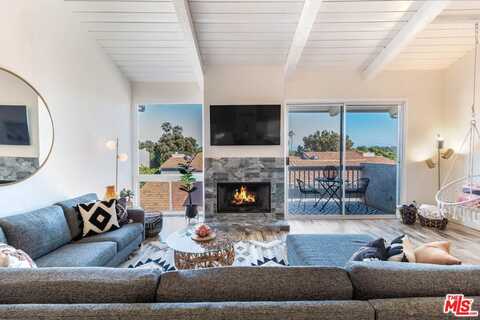 28374 Rey De Copas Ln, Malibu, CA 90265