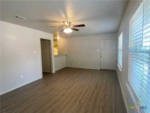 415 E 4th Avenue, Belton, TX 76513