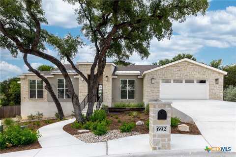 692 Acorn Drive, New Braunfels, TX 78130
