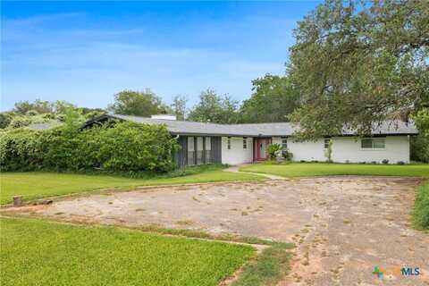 1223 N Sarah Dewitt Drive, Gonzales, TX 78629