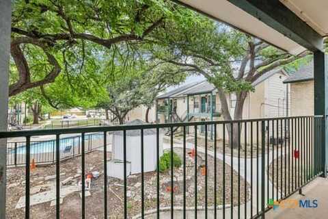1624 Aquarena Springs Drive, San Marcos, TX 78666