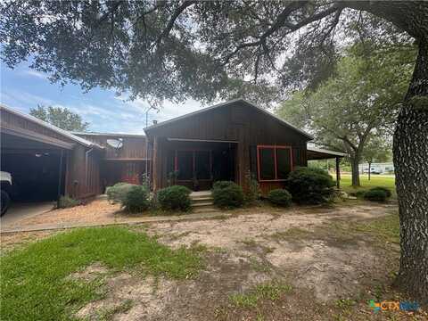 27 Wallace Lane, Victoria, TX 77904