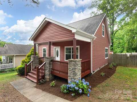 78 W Chapel Road, Asheville, NC 28803