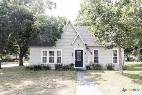 403 E 13th Street, Shiner, TX 77984
