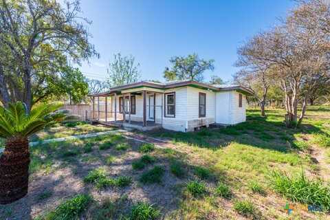 210 S Monterey Street, Smiley, TX 78159