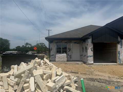 414 W Avenue C, Copperas Cove, TX 76522