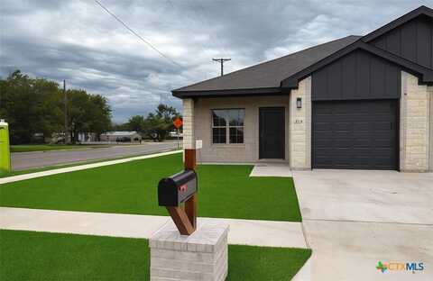 414 W Avenue C, Copperas Cove, TX 76522
