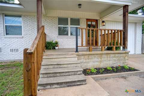 416 S Welhausen Avenue, Shiner, TX 77984