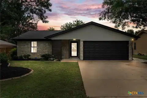 805 Thousand Oaks Boulevard, Georgetown, TX 78628