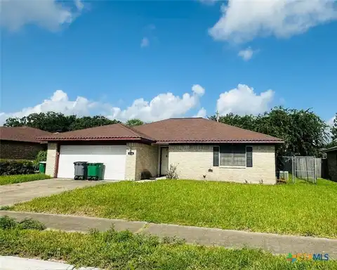 218 Monterrey Drive, Victoria, TX 77904