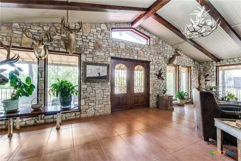 10745 Rosemar Lane, Adkins, TX 78101