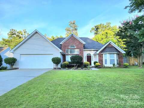 6414 Goldenblush Circle, Charlotte, NC 28269