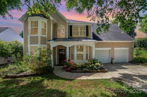 11802 Fox Glen Road, Charlotte, NC 28269