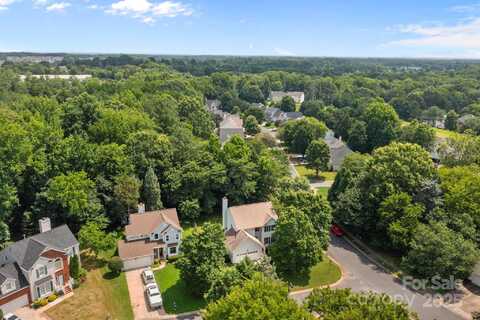 9904 Brigstock Court, Charlotte, NC 28269